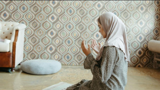 Jangan Lelah Berdoa: Ketika Waktu Allah Lebih Indah dari Waktu Kita