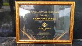 Pemkab Bogor Raih Mandaya Awards 2025, Bukti Keseriusan Tangani Kemiskinan Lintas Sektor