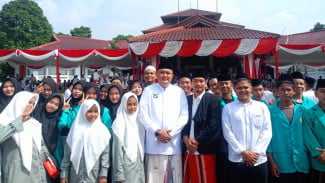 Ponpes Daarussolihin Ikuti Upacara Hari Santri Nasional 2025 di Lapangan Tegar Beriman