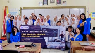 Tingkatkan Skill Gen Z, Mahasiswa UBSI Depok Gelar Pelatihan Komunikasi di SMKN 62 Jakarta