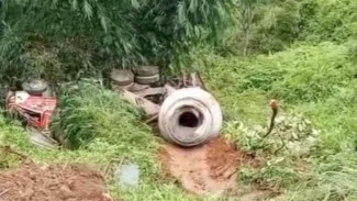 Mobil Molen Terperosok ke Jurang di Leuwiliang, Sopir Alami Luka-Luka
