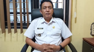 Viral Video Istri Kades Rengasjajar Pegang Uang di Tengah Isu Penutupan Tambang, Ini Klarifikasinya