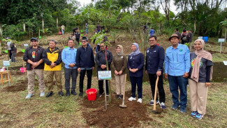 FKPCH dan AQUA Tanam Pohon di Hulu Cisadane untuk Cegah Lahan Kritis