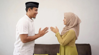 Pernikahan Itu Berkali-kali Salah Paham, Berkali-kali Minta Maaf