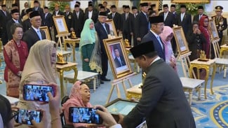 Langkah Berani Presiden Prabowo di Hari Pahlawan 2025: Soeharto dan Gus Dur Resmi Jadi Pahlawan Nasional