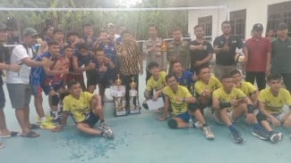 Kades Cibatu Tiga Resmi Tutup Turnamen Voli Kades Cup 2025
