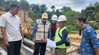 Monitoring Pembangunan Jembatan Ciparigi,KA UPT JJ Wilayah VI Targetkan Rampung Sesuai Masa Kerja