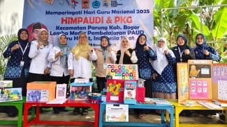 Guru PAUD se-Parung Adu Kreativitas di Hari Guru Nasional