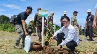 Menko PMK dan BNPB Gandeng EIGER Adventure Land Hijaukan Puncak