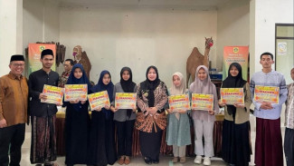 Pemdes Sukamanah Sukses Cetak Sarjana dan Ulama