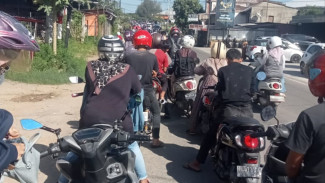 BBM Langka! Ribuan Kendaraan 