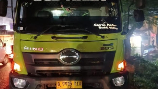 Laka Lantas di Gunungsindur, Pemotor Tewas Mengenaskan Terlindas Tronton