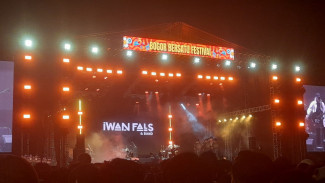 Konser Bogor Bersatu Festival, Iwan Fals Sedih Menyanyikan Lagu Isi Rimba Tak Ada Tempat Berpijak Lagi