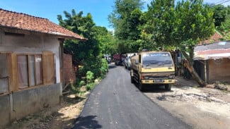 Pengaspalan Tanpa Pengaturan, Pengguna Jalan di Tanjungsari Mengeluh