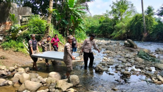 Jembatan Harapan Warga Kembali Dibangun, Muspika Cariu Gotong Royong Sambungkan Bogor–Karawang