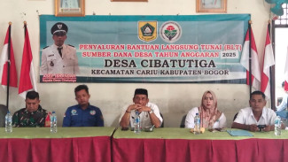 BLT Dana Desa 2025 Cair di Desa Cibatu Tiga, Warga Terbantu Jelang Akhir Tahun