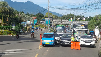 Libur Nataru Dimulai, Irwasum Polri Pastikan Jalur Puncak Aman dan Terkendali