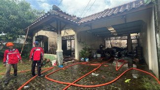 Rumah di Bogor Ludes Terbakar, Diduga Akibat Korsleting Listrik dari Kamar Belakang