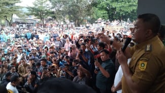 Demo Warga Tiga Kecamatan di Cigudeg Ricuh! Kantor Kecamatan Rusak, Bupati Bogor Turun Tangan