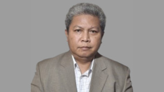 OPINI: Paradoks Kompetensi Profesi Lingkungan: Ketika Jalan Pintas Dilegalisasi dan Pendidikan Formal Diabaikan
