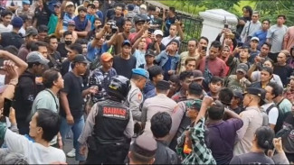 Sempat Memanas dan Blokade Jalan, Demo Angkot Bogor Reda Usai Wakil Wali Kota Turun Dialog