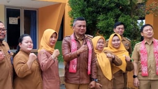 Jalan Raya Bogor Banyak Lubang, Jenal Mutaqin Bereaksi: Saya Tambal Pakai Dana Pribadi!