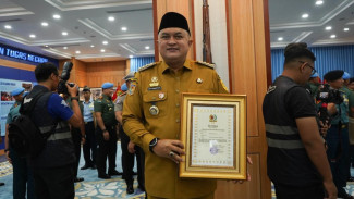 Bupati Bogor Rudy Susmanto Terima Brevet Kehormatan Paspampres, Jadi Warga Kehormatan Pengawal Presiden