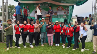 Serap Aspirasi serta Sambut Ramadhan, Siti Aisyah Gelar Jalan Santai Bersama Warga Cigudeg