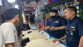 Jamin Stok Beras Aman Hingga Lebaran, BULOG Bogor Pantau Harga di Pasar Cisalak dan Cibinong