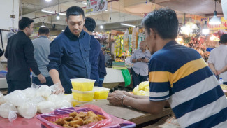 Sidak Pasar, Komisi II Soroti Kenaikan Harga Cabai dan Akses Transportasi Pasar Gembrong