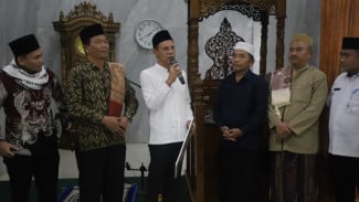 Jaro Ade Tarling di Masjid Jami Darussalam Sukaraja