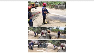 Jelang Idulfitri, Muspika Sukamakmur Bersihkan Jalan Sepanjang 16 Km Antisipasi Kecelakaan
