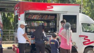 Ribuan Warga Padati CFD Tegar Beriman, Dari Olahraga hingga Urus Dokumen