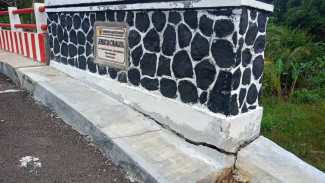 Baru 4 Bulan Dibangun, Jembatan Ciranjaya Bogor Retak dan Picu Kekhawatiran Warga