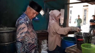 Sidak Jihan Fahira di Parungpanjang, Pengrajin Tempe Menjerit Akibat Harga Kedelai Melambung