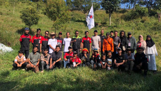 Hangat di Alam Terbuka, Grand Aston Puncak Dukung Persami OI Bogor Raya di Gunung Salak