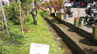 Puncak Bogor Tak Kunjung Tertata, Effendi Gazali: Butuh Aksi Nyata Bukan Sekadar Wacana