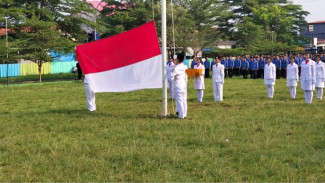 Upacara Hardiknas 2026 di Cariu Berlangsung Khidmat, Tekankan Pendidikan Humanis dan Kolaboratif