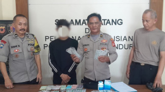 Warung Es Kelapa di Gunungsindur Jadi Kedok Jual Obat Keras, Polisi Amankan Ribuan Butir