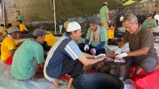 Libatkan Dokter Hewan, Panitia Kurban Masjid Al Ikhlas Sembelih 110 Hewan Kurban