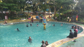 Libur Iduladha, The Jungle Waterpark Bogor Dipadati Ribuan Wisatawan Sejak Pagi