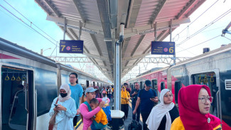 Peron Baru Stasiun Bogor Resmi Beroperasi, KRL 12 Kereta Kini Bisa Layani Penumpang