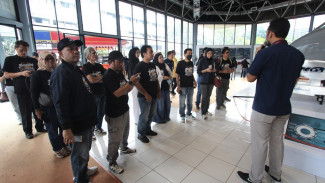 SMN Jelajahi PT Dirgantara Indonesia, Dari Hanggar hingga Kisah Lahirnya Pesawat Karya Anak Bangsa