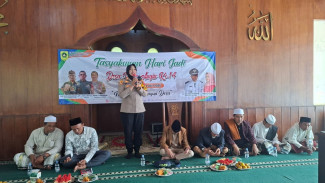 Kapolsek Megamendung Hadiri HUT Ke-14 Desa Pasir Angin, Ajak Warga Jaga Kamtibmas dan Hindari Main Hakim Sendiri