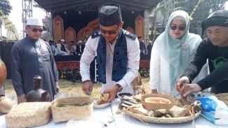 Ribuan Warga Puncak Ramaikan Ketupat Fest 2026, Tradisi Rebo Wekasan Tetap Dijaga