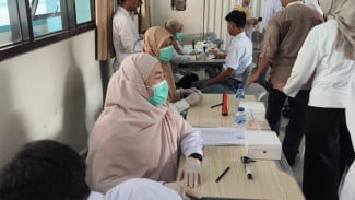 Ratusan Siswa MAN 1 Kota Bogor Ikuti Cek Kesehatan Gratis di Sekolah