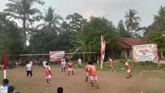 Turnamen Bola Voli HUT RI di Leuwiranji Jadi Ajang Pererat Kekompakan Warga