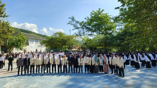 Ratusan Calon Mahasiswa IAIB