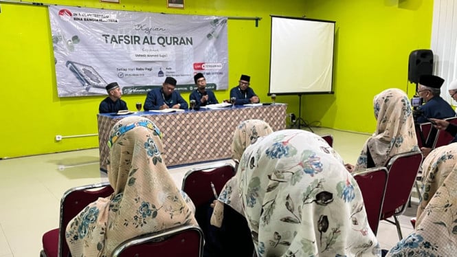 Kajian Rutin Tafsir Al-Qur’an.