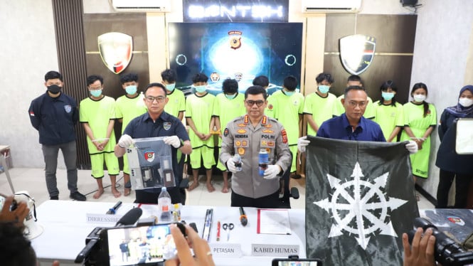 Konferensi Pers Polda Jabar